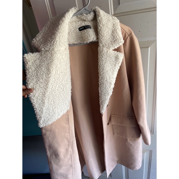 Double Breasted Overcoat (XL) (Apricot / White / Brass) - Picture 4 of 6
